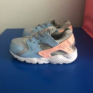 Nike Huraches